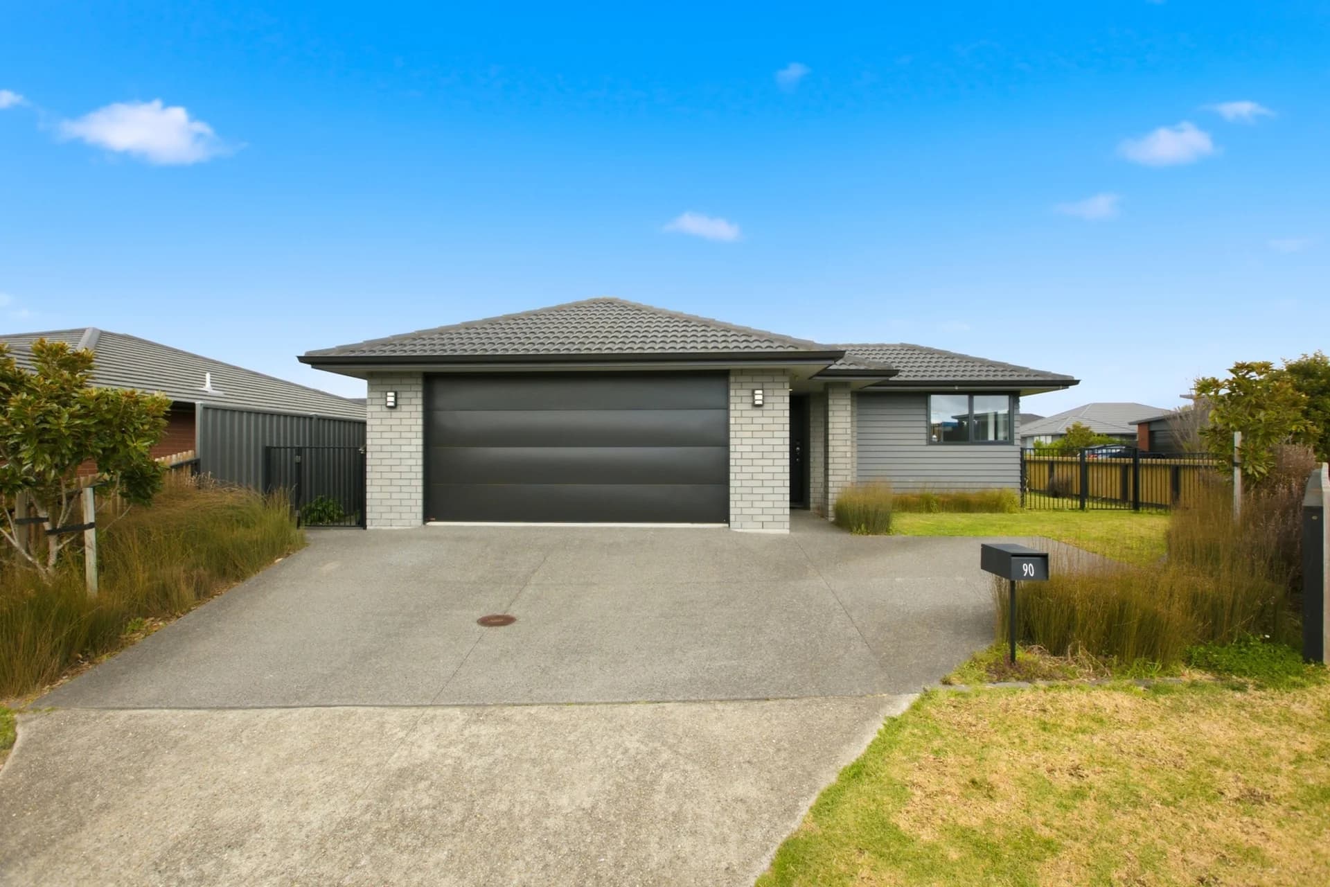 90 Tabraham Crescent